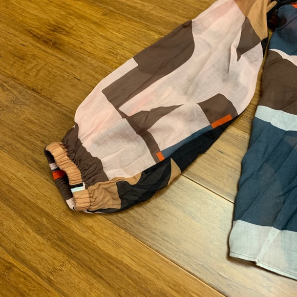 CLOSED Women's Multicolor Tunic‎ Blouse Long Sleeve V-Neck Pullover Top Size XS - Picture 3 of 8